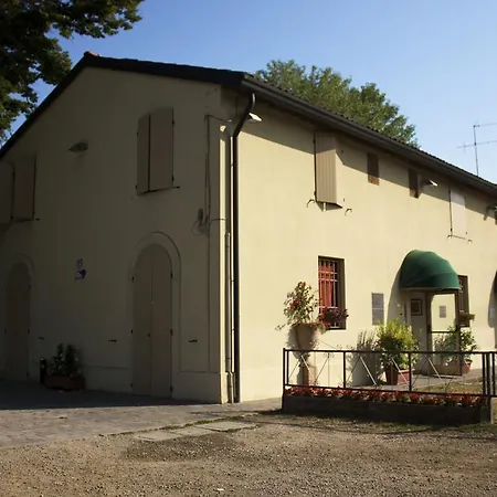 Oda ve Kahvaltı Fondo Riso