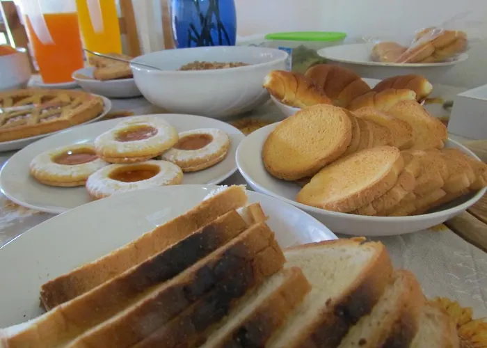 Oda ve Kahvaltı Fondo Riso 3*